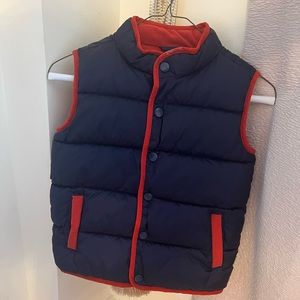 Gymboree boys puffer vest size 4-5T NWOT